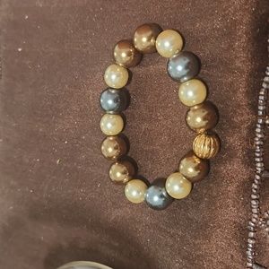 Beaded bracelet
